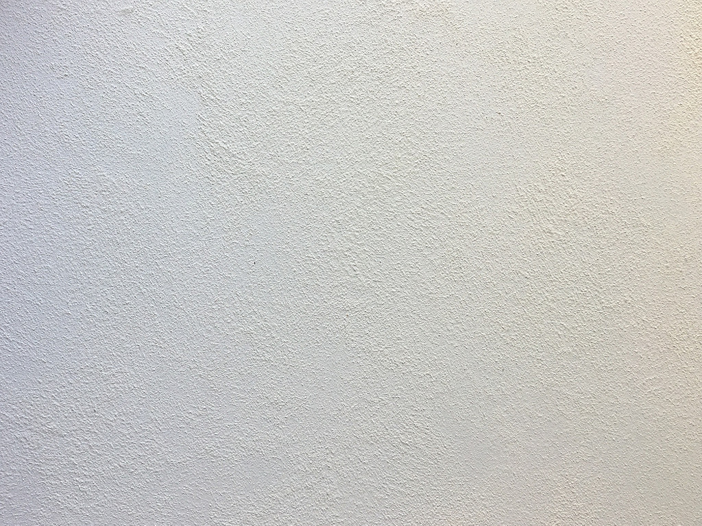 Матовая краска с мелким песком Oikos Biamax 3. Эффект песчаного вихря в один слой. Базовый цвет Bianco